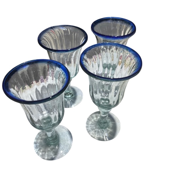 Elegant Blue-Rimmed Glass Goblets - Picture 3 of 4